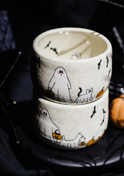 Tranditional Ghosties with Ghost Pets Personal Bowl
