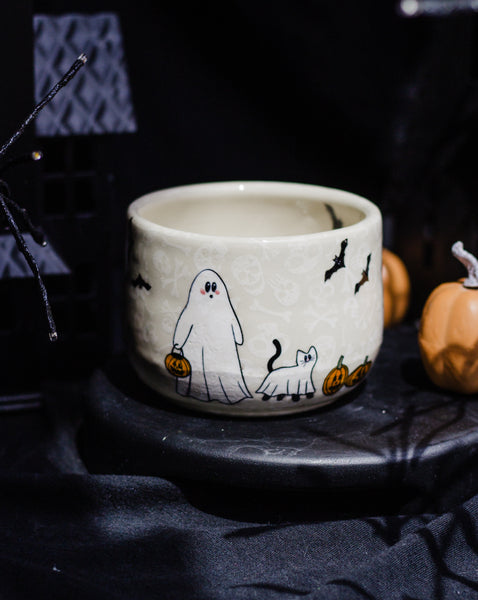 Tranditional Ghosties with Ghost Pets Personal Bowl