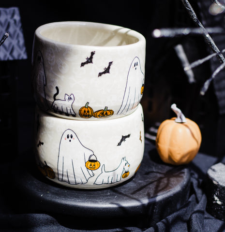 Tranditional Ghosties with Ghost Pets Personal Bowl