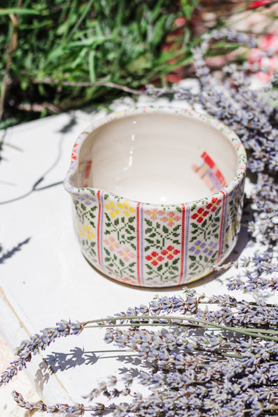 Cross Stich Wild Flower and Books Matcha Bowl